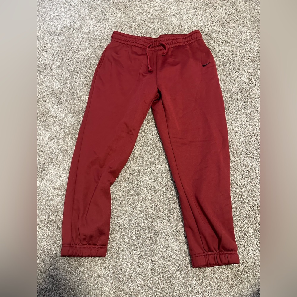 Women’s Nike sweatpants